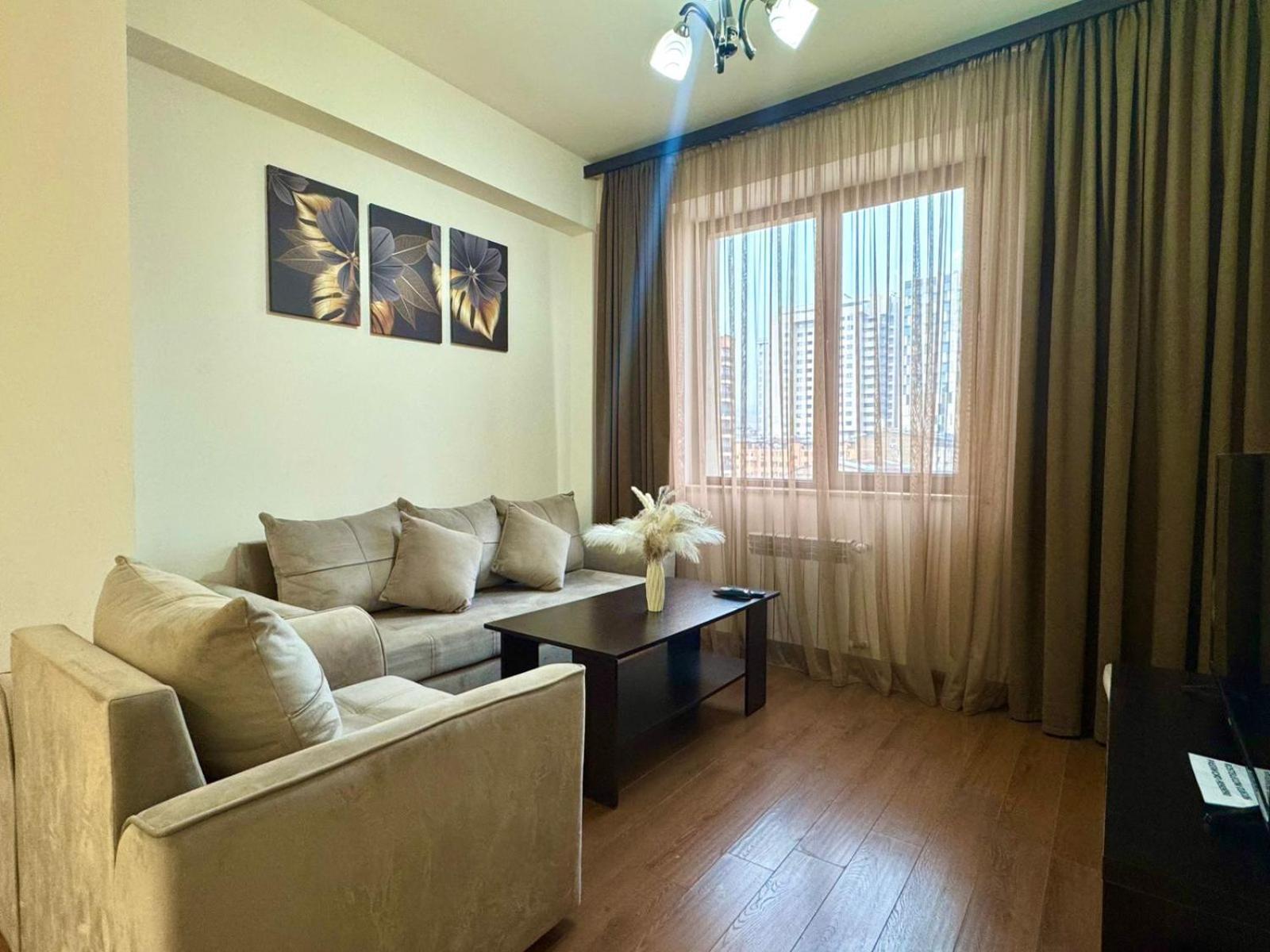 Ns Apartments In Yerevan City Centre Exterior photo